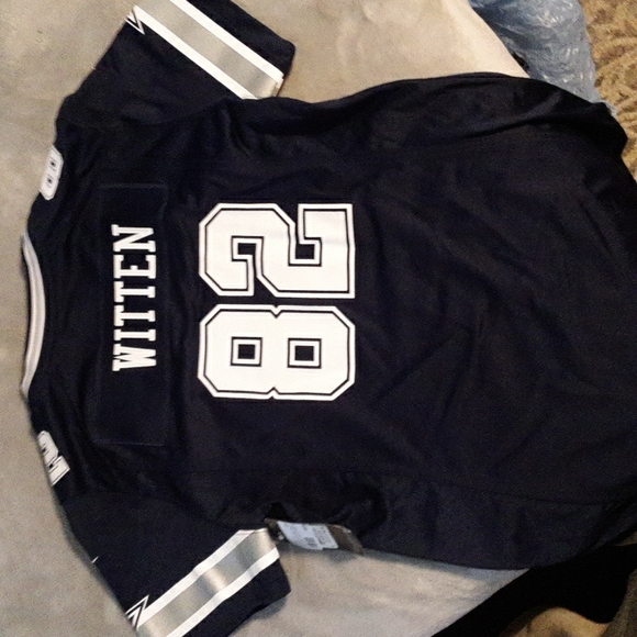 Women's medium Nike on field J Witten Jersey - Picture 2 of 2